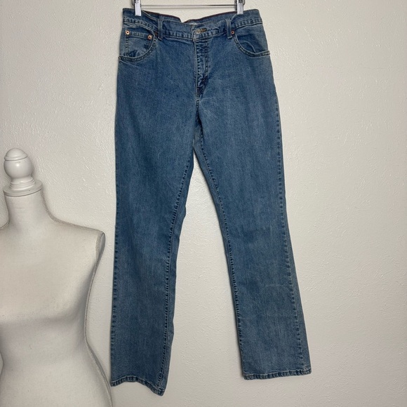 Levi's Relaxed Bootcut 550 Denim - Picture 5 of 6